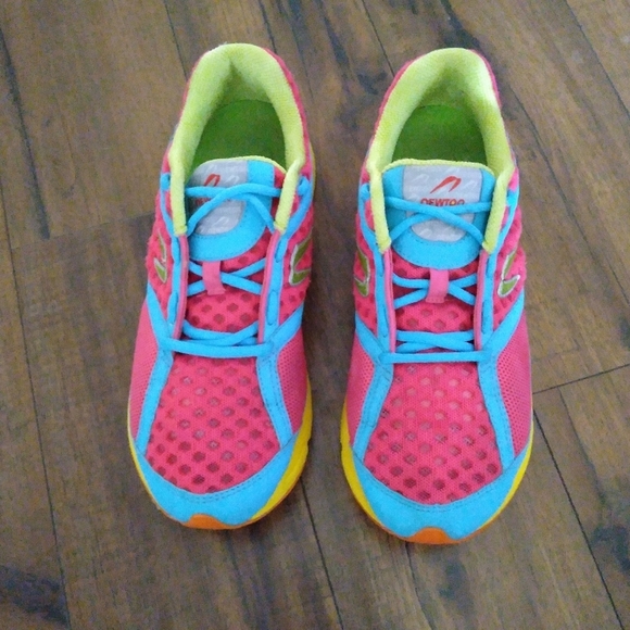 Newton - Gravity Cross Trainers - Picture 2 of 5